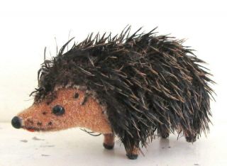 Miniature Vintage Stuffed Hedgehog Toy Figurine Kunstlerschutz West Germany