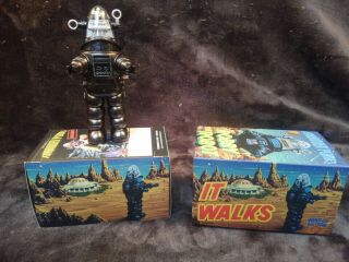 1997 VINTAGE ROBBY THE ROBOT HIDDEN PLANET WIND UP TOY 3