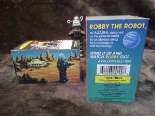 1997 VINTAGE ROBBY THE ROBOT HIDDEN PLANET WIND UP TOY 4