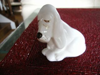 Vtg Coalport White Bone China Sleepy Basset Hound Dog Figurine Made In England