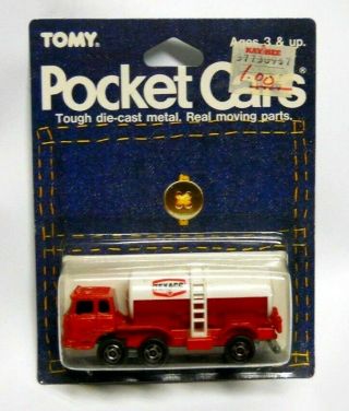 Vintage,  Tomy Pocket Cars - Tomica Texaco Fuso Truck Series - On Card