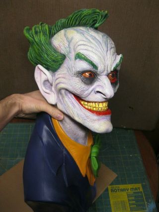 Sideshow Collectibles Life Size 1/1 Joker Bust Rick Baker Batman