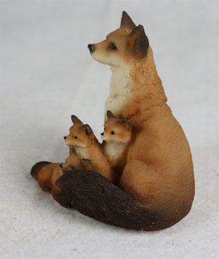 Stone Critters Mom and Baby Foxes Figurine Fox with Kits SC - 536 2