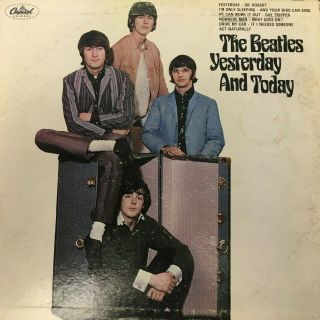 The Beatles - Yesterday And Today (mono) Lp Trunk Cover (1966)