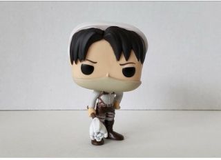 Attack On Titan: Cleaning Levi Hot Topic Exclusive Funko Pop (no Box) Oob