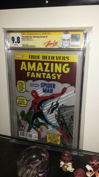 True Believers: Fantasy 15 Cgc 9.  8 Ss Signed By Stan Lee.  Red Sig Label