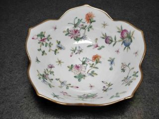 RARE ANTIQUE CHINESE PORCELAIN FAMILLE ROSE BOWL W/ INSECTS AND FLOWERS MARKED 6