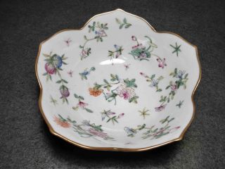 RARE ANTIQUE CHINESE PORCELAIN FAMILLE ROSE BOWL W/ INSECTS AND FLOWERS MARKED 7