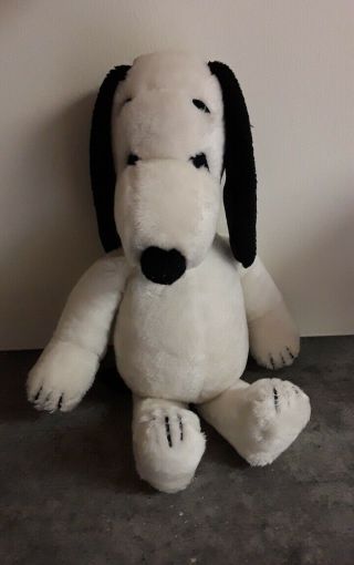 Vintage 1968 United Feature Syndicate Snoopy Plush Toy Stuffed Animal Large 21”