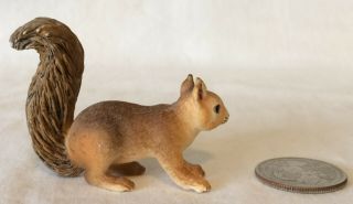 Schleich Eurasian Red Squirrel Sitting - 14367 Retired Animal Figure 2006 Rare