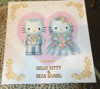 2002 Vintage Sanrio Hello Kitty Dear Daniel Wedding Musical Photo Album Plush 3
