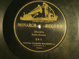 78 : Monarch Victor 2411 - Parke Hunter - Banjo Solo - Hiawatha - Piano