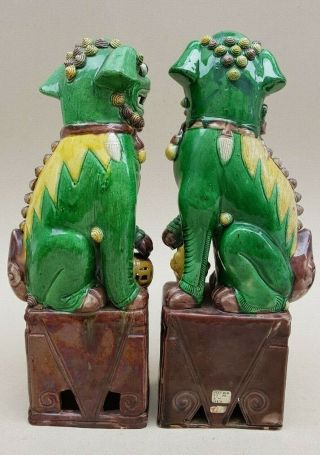19TH C QING LARGE ANTIQUE CHINESE FAMILLE VERTE FOO LION DOGS PAIR MALE & FEMALE 3