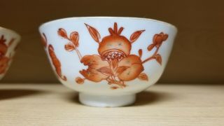 ANTIQUE TONGZHI CHINESE PORCELAIN IRON RED BOWLS WITH BATS AND WRITING 3