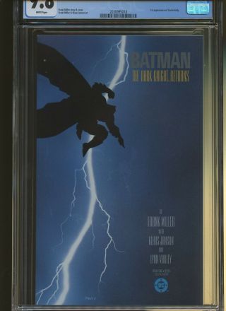 Batman: The Dark Knight Returns 1 CGC 9.  8 | DC 1986 | 1st Carrie Kelly. 2