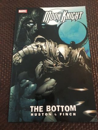 Moon Knight Volume 1: The Bottom Trade Paperback (huston,  Benson,  Finch)