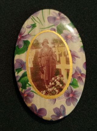 Vtg Tin Pocket Mirror Real Photo Sad Woman In Cemetery Grave Flowers Arlington