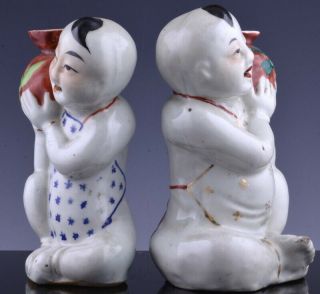 PAIR GREAT OLD CHINESE FAMILLE ROSE ENAMEL BOY FIGURES HOLDING POMEGRANATE VASES 2