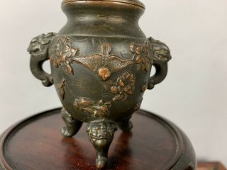 19th/20th C.  Chinese/Japanese Bronze Tripod Incense Burner And Cover 6
