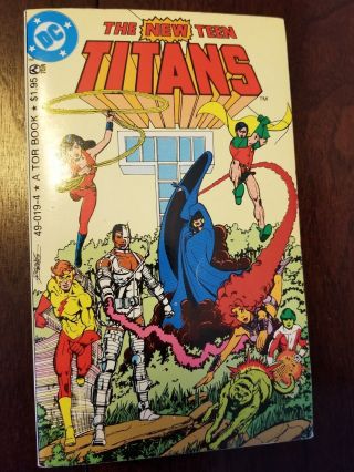 Teen Titans Tor Book 1982 - Vf - 1st Print,  Reprints 1,  2,  3,  Dc Presents 26