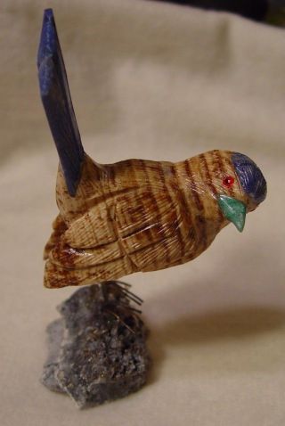Gemstone Bird Sculpture Hand Carved Wren From Peru 18185