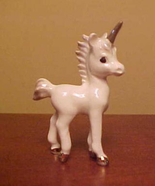 Hagen - Renaker Mini 3210 Baby Unicorn - Miniature Ceramic Fantasy Figurine