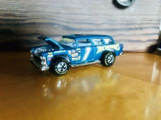 HOT WHEELS VINTAGE CLASSIC CHEVY NOMAD RACE TEAM.  LIMITED EDITION 2