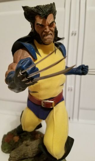 Sideshow Wolverine Premium Format Exclusive Statue 63/700