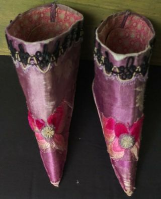 Antique Chinese Silk Embroidered Bound Feet Shoes 5