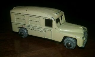 Matchbox Lesney Made In England 1958 (14b) Daimler Ambulance Metal Wheels