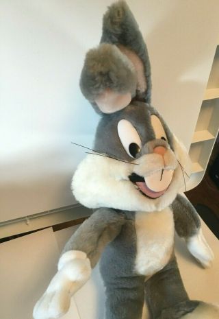 Bugs Bunny Looney Tunes plush vintage stuffed animal Warner Bros Mighty Star 80s 3