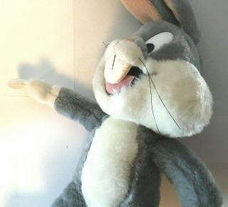 Bugs Bunny Looney Tunes plush vintage stuffed animal Warner Bros Mighty Star 80s 5