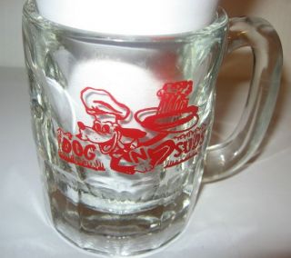 Vintage Dog N Suds 4 1/4” Tall 8oz.  Glass Mug Root Beer Souvenir Swag Shipg