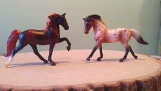 Breyer Stablemates (2) Tenessee Walking Horse Twh,  Appaloosa Cantering Warmblood