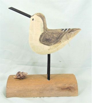 Shore Bird With Shell Hand Carved Wood Sea Life Figurine (b)