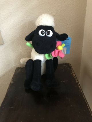 1989 Wallace And Grommit Shaun The Sheep With Flower 10 In Stuffed Animal