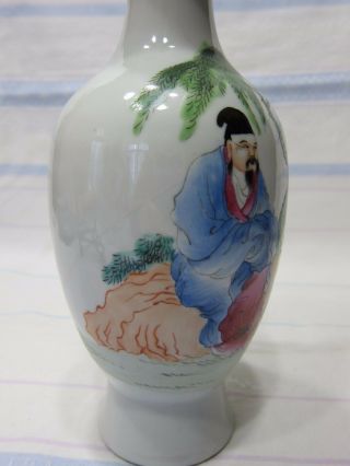 Fine porcelain antique Chinese hand decorated vase 10 