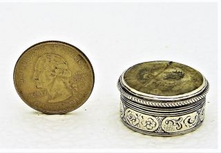 Solid Silver Pill Or Snuff Box With Glass Top Austria 1881 13 Loth
