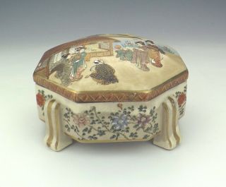 Antique Japanese Satsuma Pottery - Oriental Geisha Decorated Lidded Box