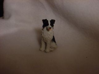 Border Collie Dog Figurine Puppy Hand Painted Miniature Resin Small Mini