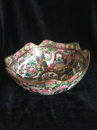 Chinese Antique / Vintage Cantonese Large Hand - Painted Lobed Bowl