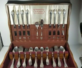 1847 Rogers Bros Flatware Set Remembrance Silverplate Box 51 Piece Service For 8