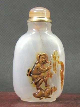 Chinese “liu Hai” Toad Carved Natural Agate Snuff Bottle
