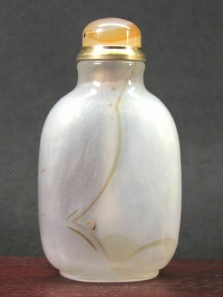 Chinese “Liu Hai” Toad Carved Natural Agate Snuff Bottle 4