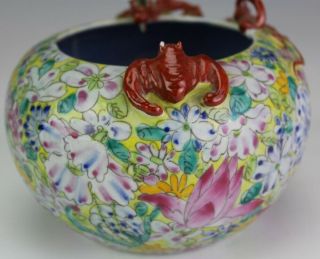 VTG Chinese Export Porcelain Famille Rose 1000 Flowers Red Dragon Bat Vase SLG 3