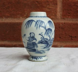 18th Century Chinese Blue And White Tea Caddy Qianlong Period