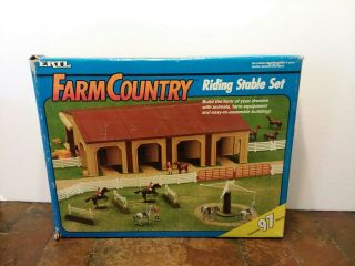 Farm &country Ertl Riding Stable Kit Euc