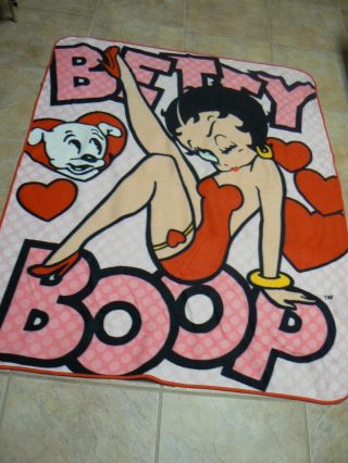 Vandor Betty Boop Fleece Throw With Decorative Tin Two Sided Design