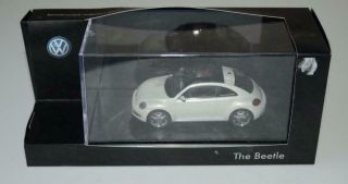 Schuco 1:43 - Vw / Volkswagen - The Beetle - Pearl White -