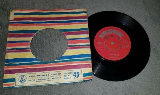 The Beatles Love Me Do Red Parlophone 45 - R 4949